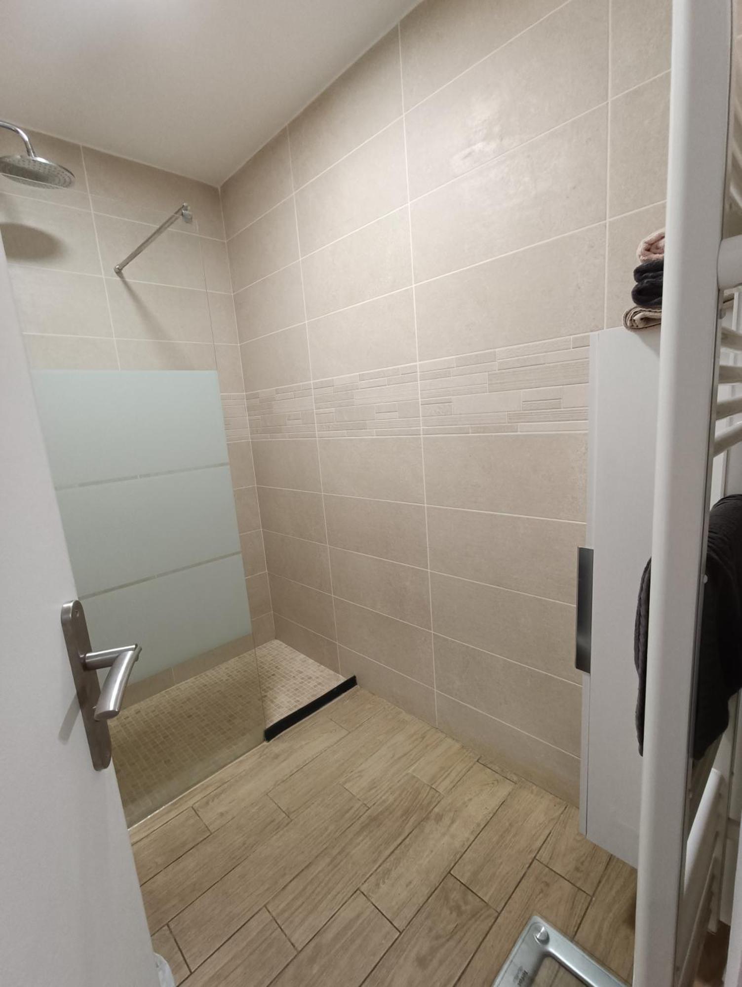 Appartements Et Studio Renoves En 2022, Intra Muros アヴィニョン エクステリア 写真